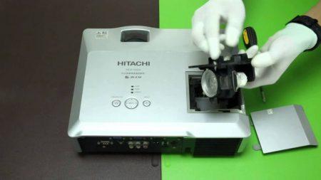 Hitachi Lamp 56