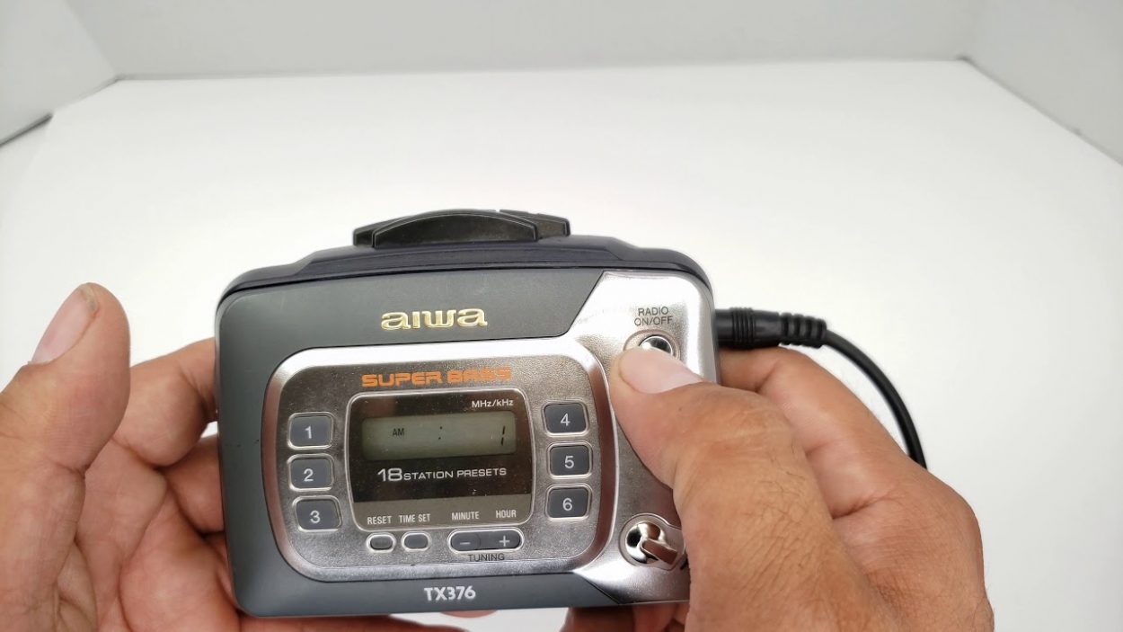 Aiwa RX118 walkman fonctionne très bien